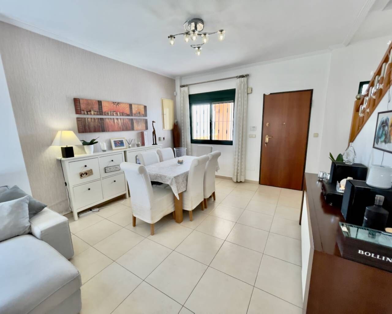 Villa de 4 Dormitorios en Doña Pepa, Rojales - Image 18