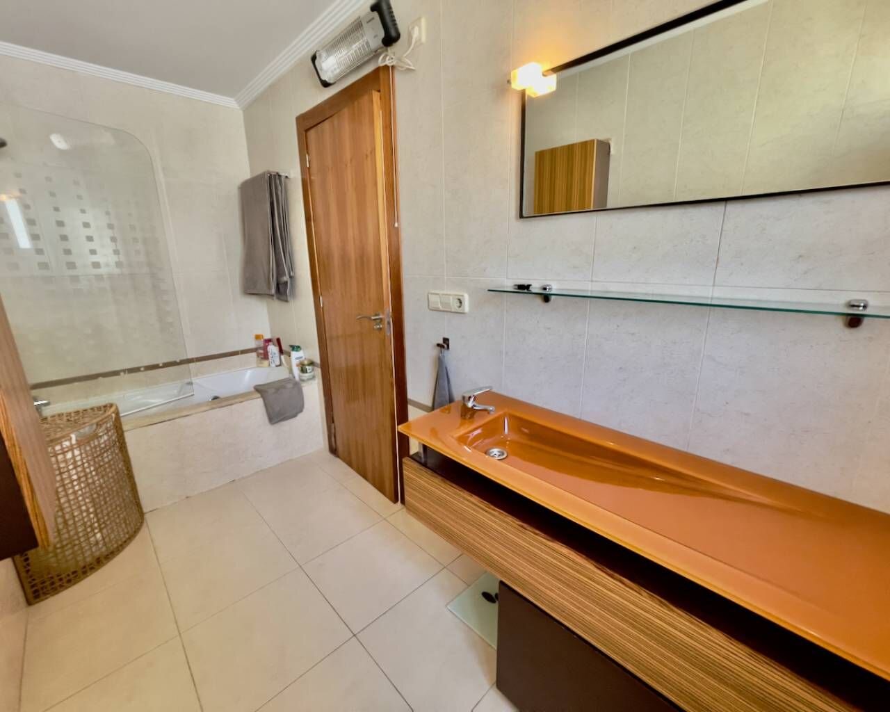 Villa de 4 Dormitorios en Doña Pepa, Rojales - Image 22