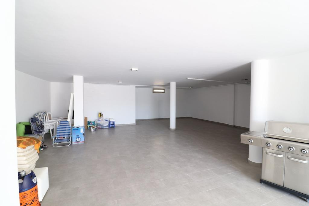 3-Bedroom Detached House in  San Miguel de Salinas | Sunn... - Image 18