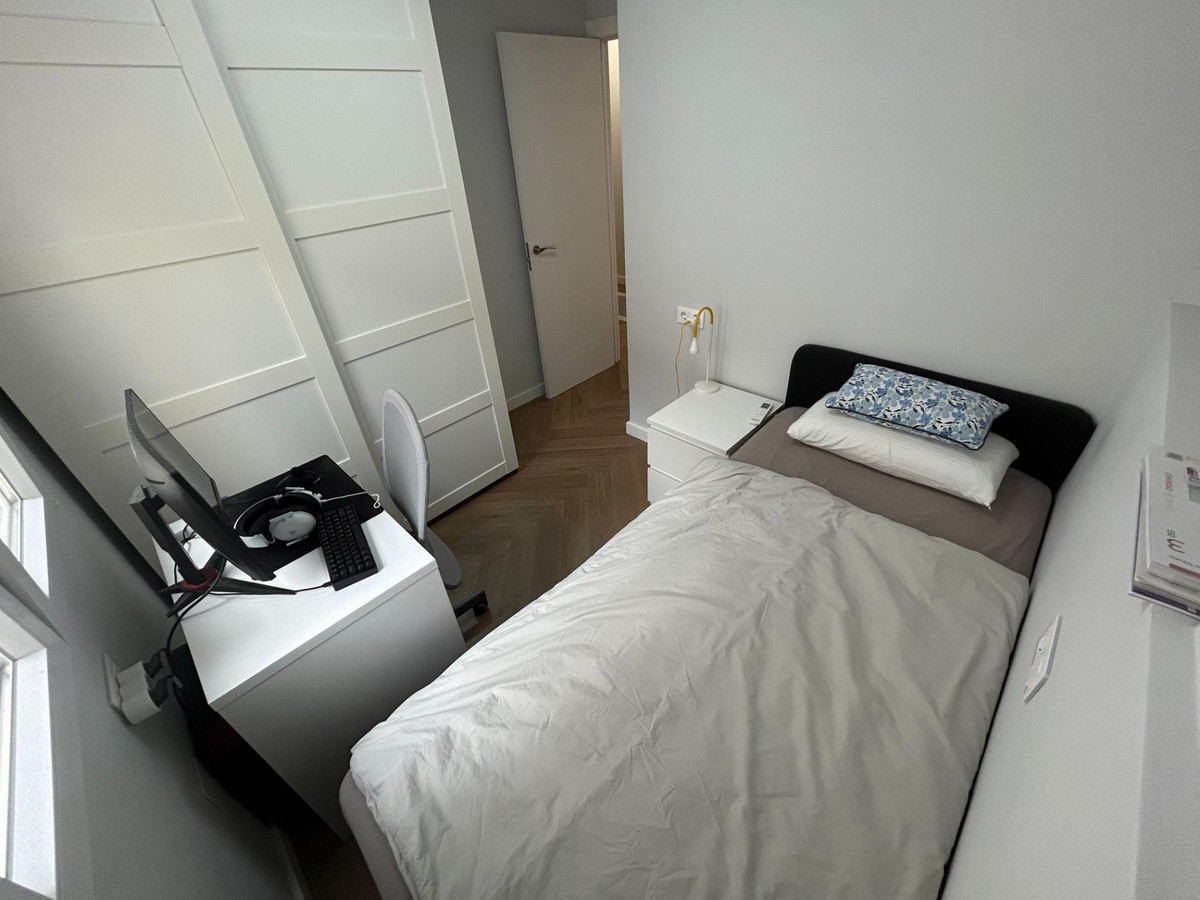 2-Bedroom Penthouse Apartment in Torrevieja | Sunny Casa... - Image 18