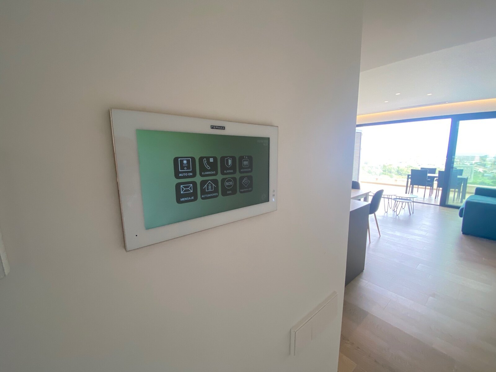 2-Bedroom Apartment in Las Colinas Golf, Orihuela - Image 11