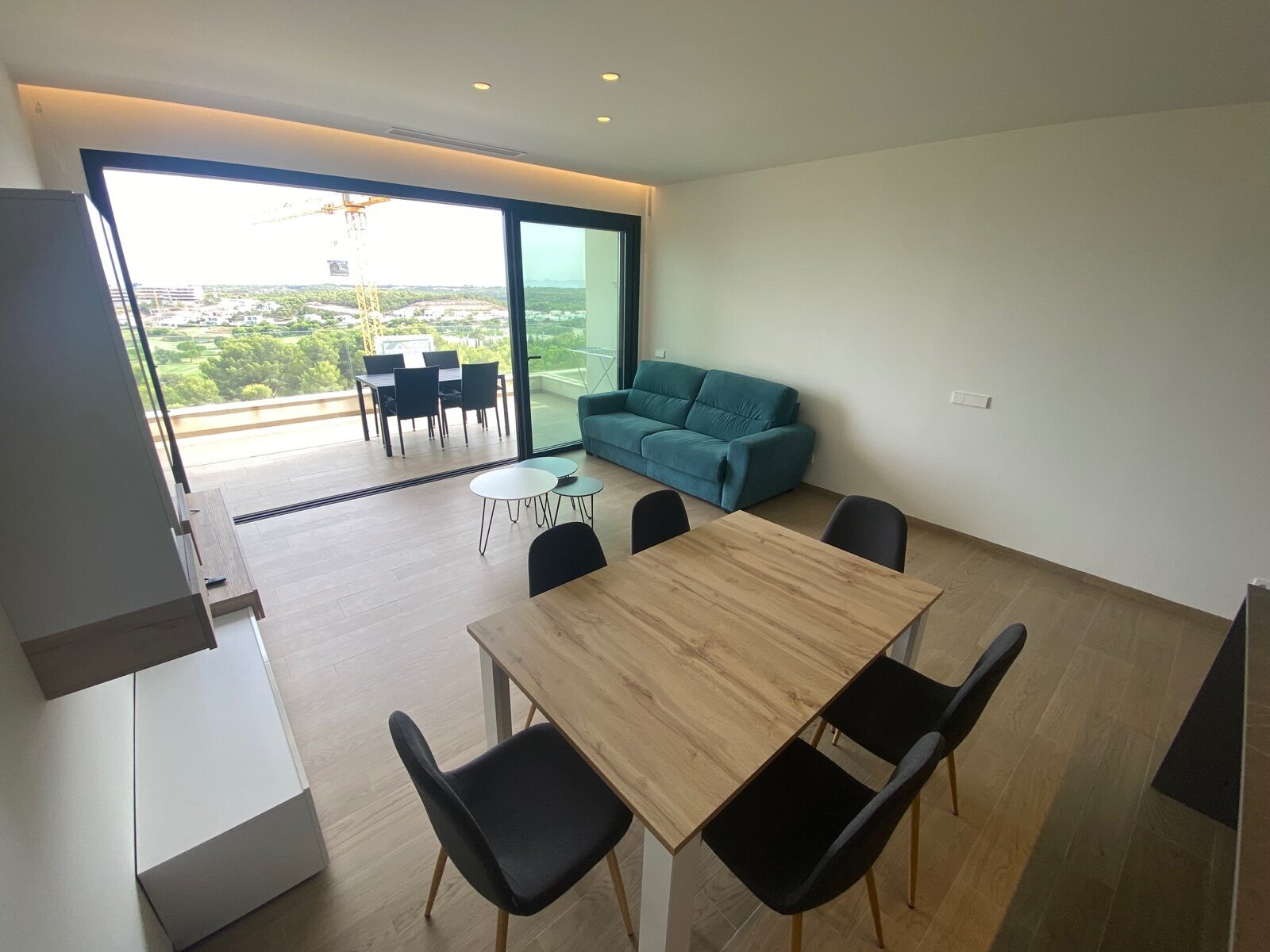 2-Bedroom Apartment in Las Colinas Golf, Orihuela - Image 24