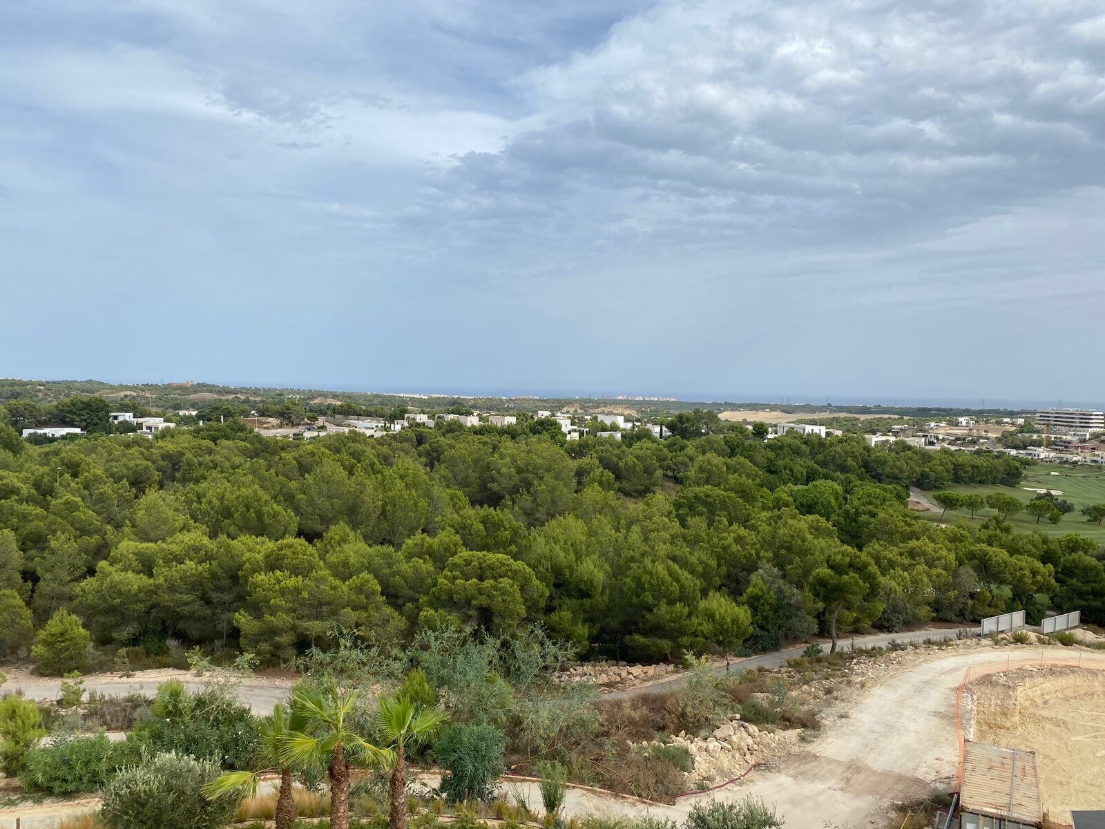 2-Bedroom Apartment in Las Colinas Golf, Orihuela - Image 34