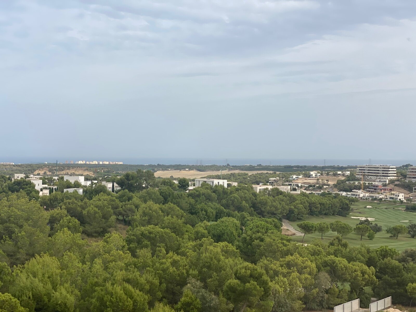2-Bedroom Apartment in Las Colinas Golf, Orihuela - Image 43