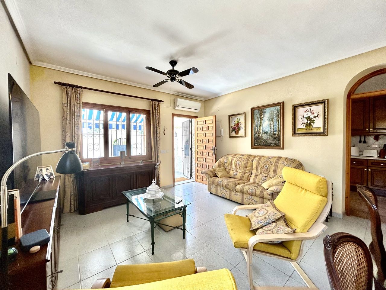 3-Bedroom Villa in La Zenia, Orihuela Costa - Image 10