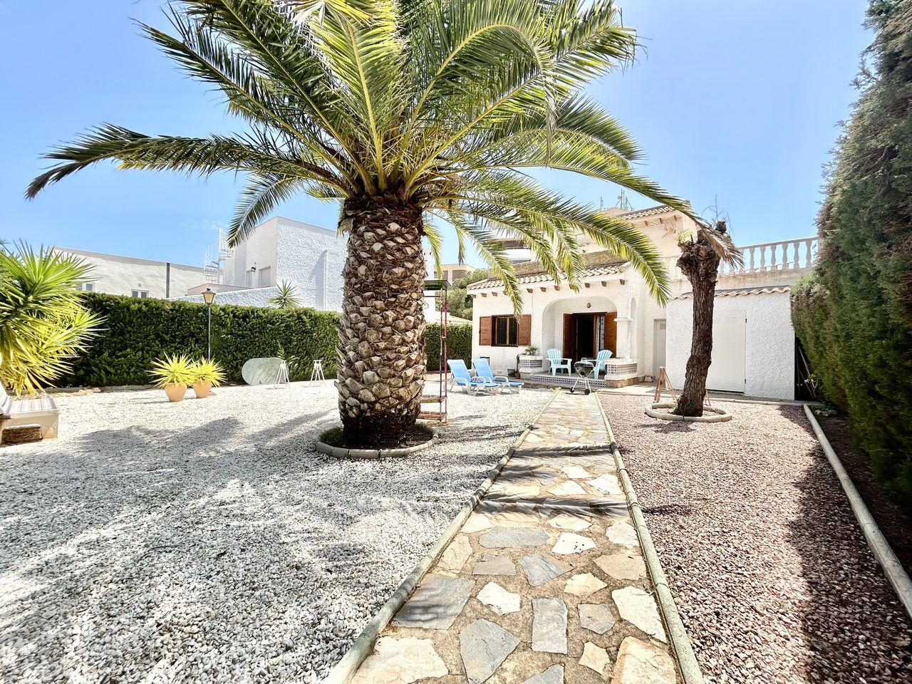 3-Bedroom Villa in La Zenia, Orihuela Costa - Image 3