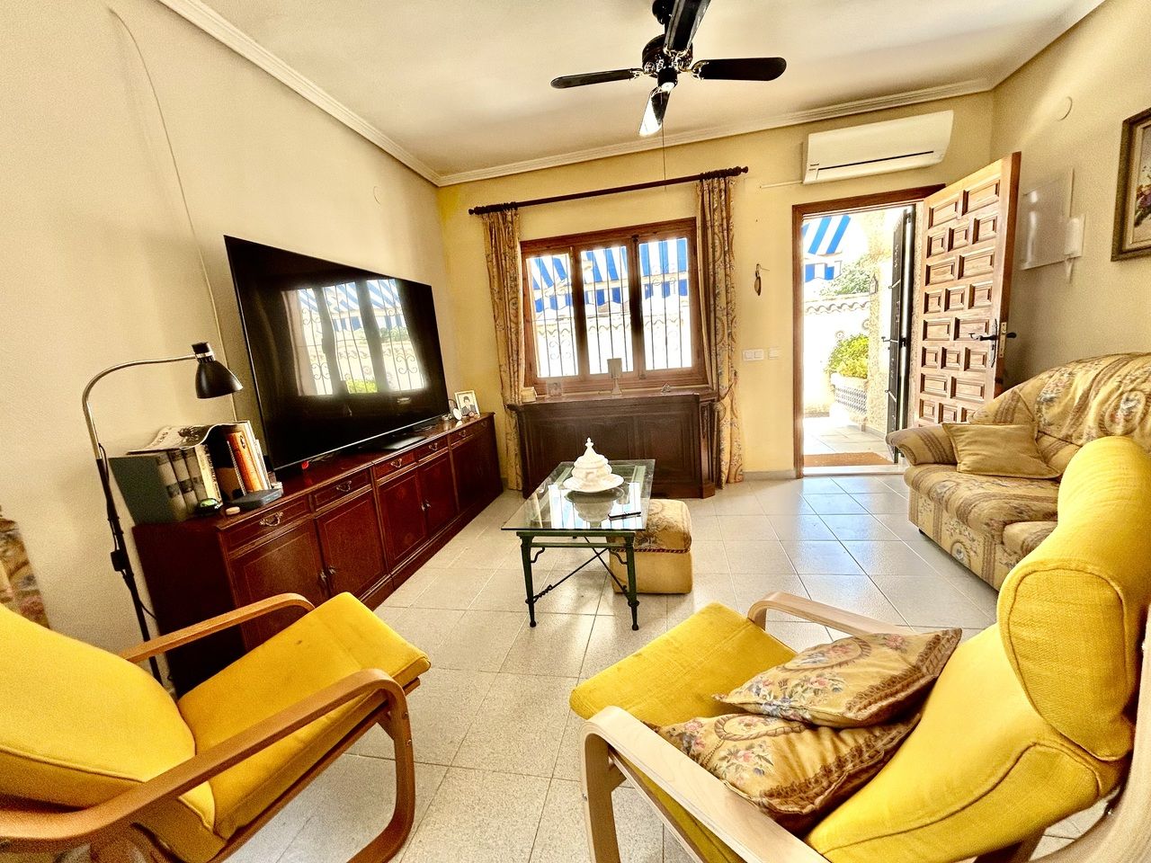 3-Bedroom Villa in La Zenia, Orihuela Costa - Image 9