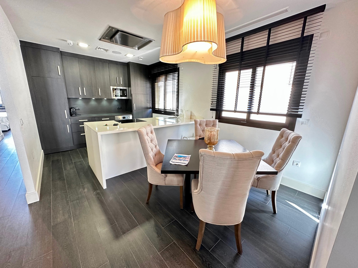 2-Bedroom Penthouse Apartment in Guardamar del Segura | ... - Image 13