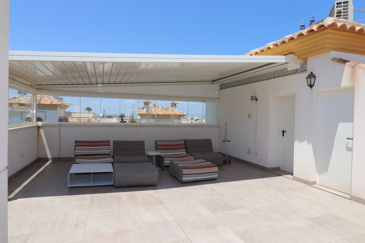 2-Bedroom Penthouse Apartment in Guardamar del Segura | ... - Image 25