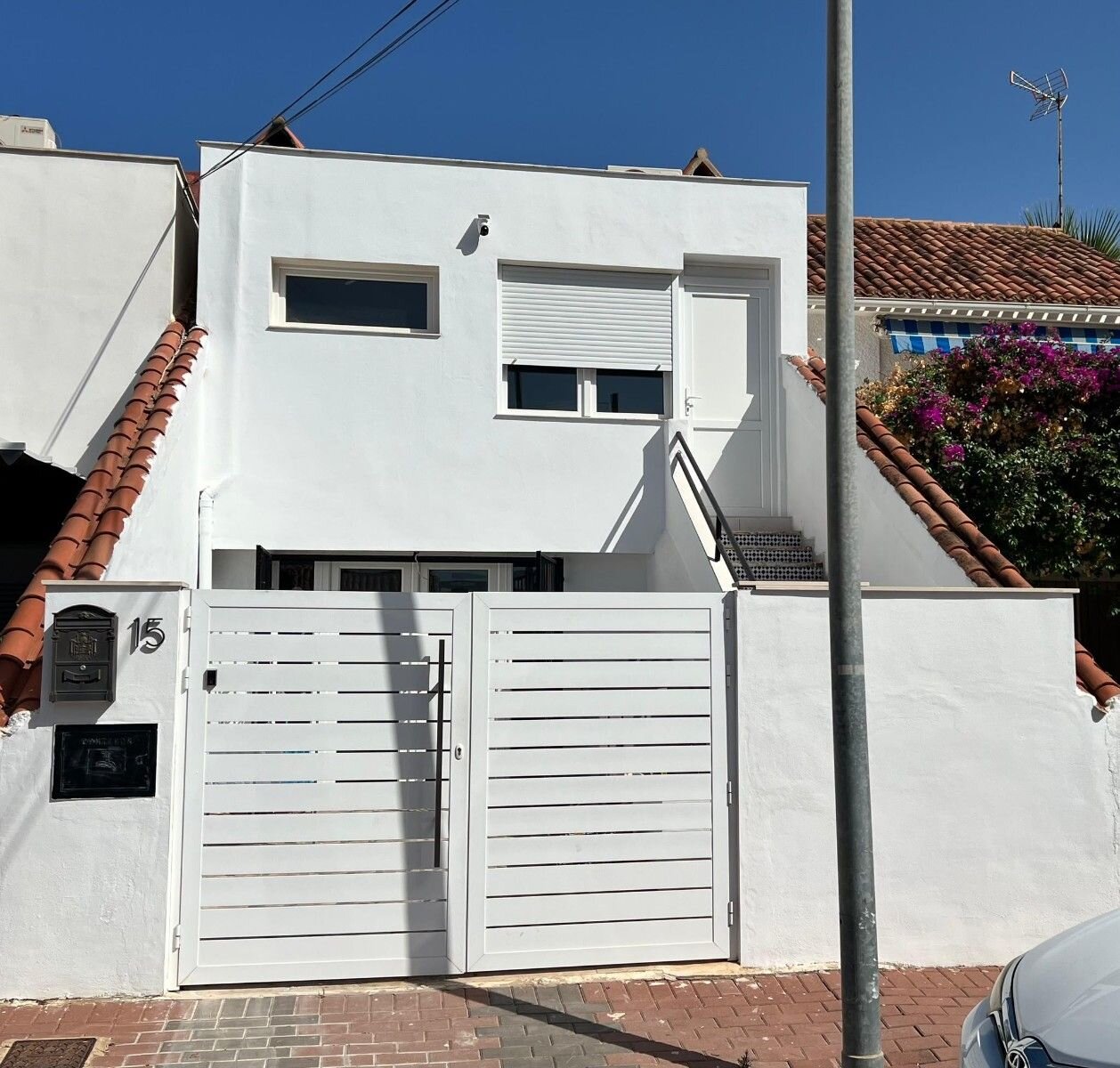 3-Bedroom House in La Siesta, Torrevieja - Image 1