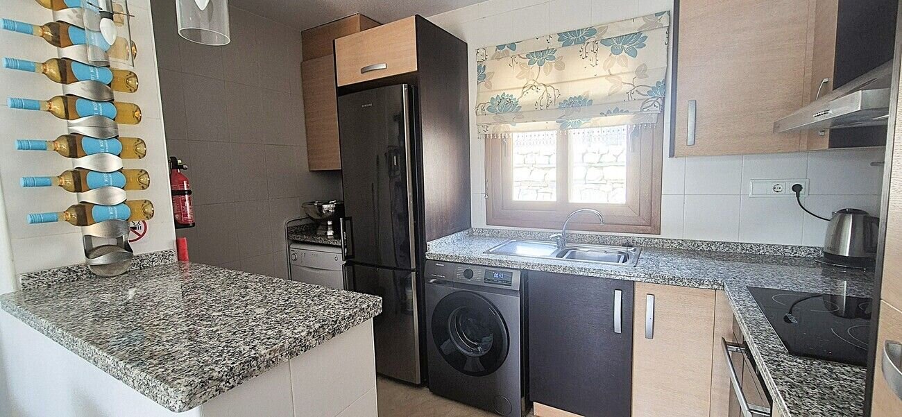 2-Bedroom Apartment in Lomas de Cabo Roig, Orihuela Costa - Image 12