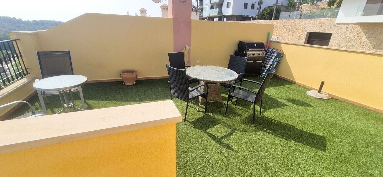 2-Bedroom Apartment in Lomas de Cabo Roig, Orihuela Costa - Image 25