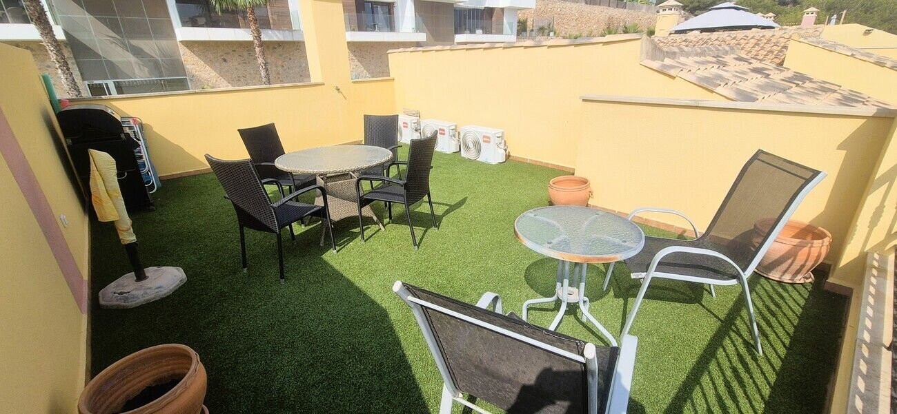 2-Bedroom Apartment in Lomas de Cabo Roig, Orihuela Costa - Image 28