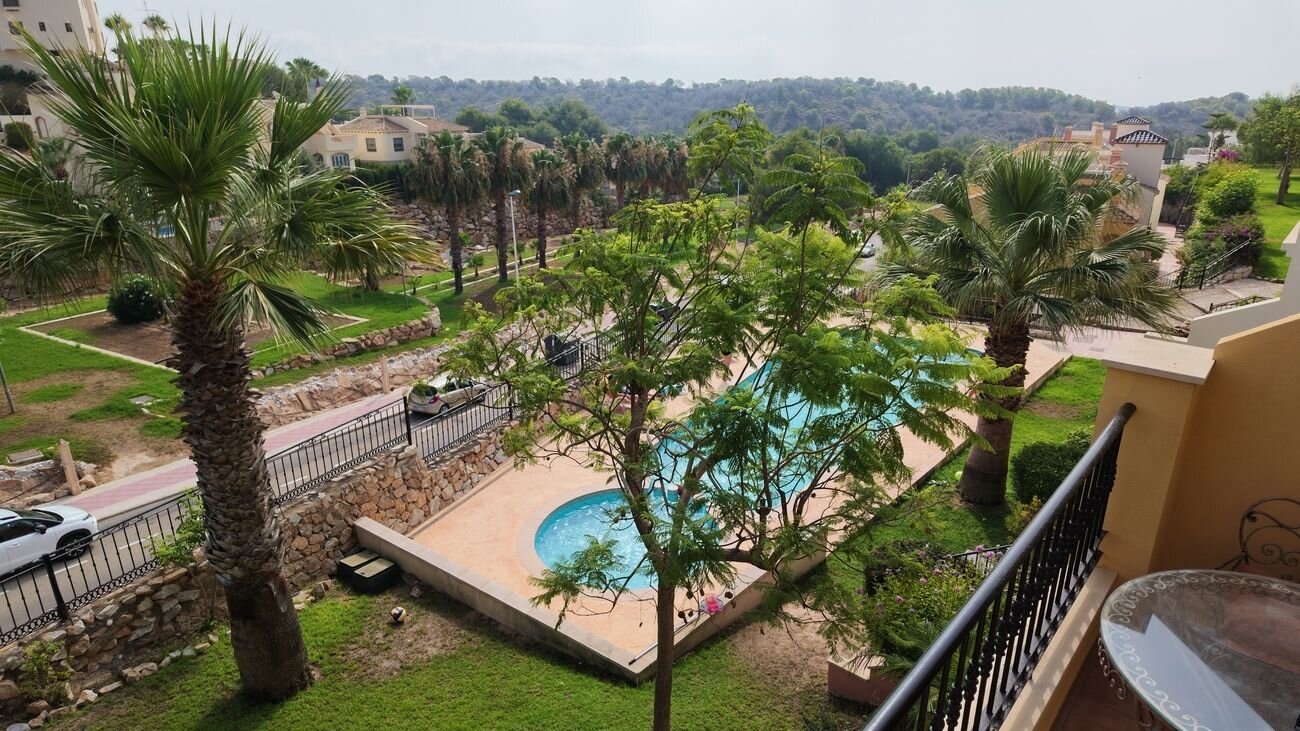 2-Bedroom Apartment in Lomas de Cabo Roig, Orihuela Costa - Image 30