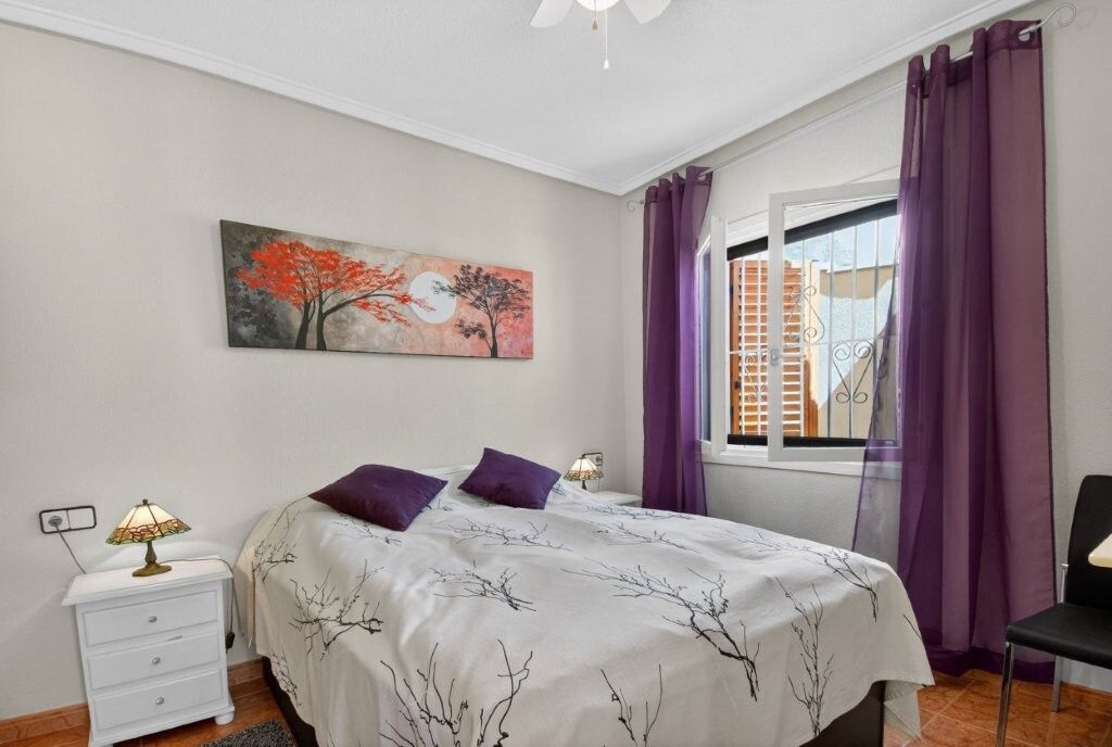 3-Bedroom Apartment in La Zenia, Orihuela Costa - Image 10