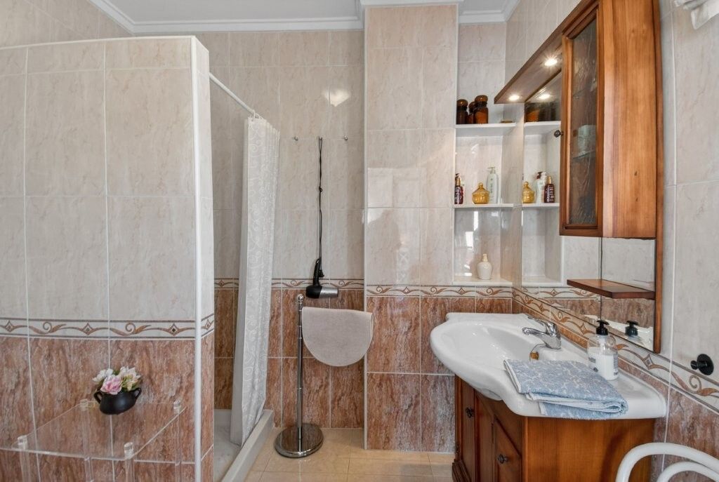 3-Bedroom Apartment in La Zenia, Orihuela Costa - Image 15