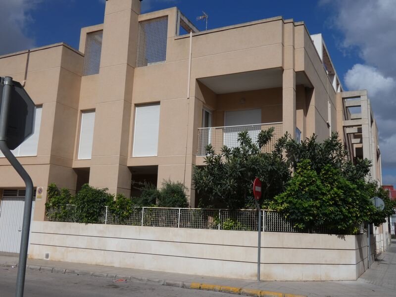 4-Bedroom Villa in Centro Urbano 2, Almoradi - Image 21