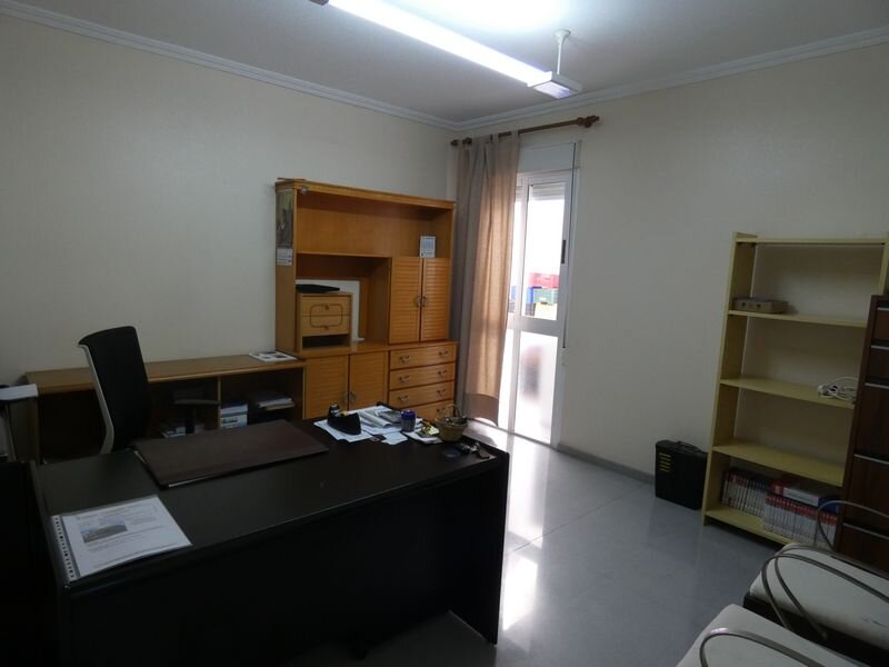 4-Bedroom Villa in Centro Urbano 2, Almoradi - Image 27