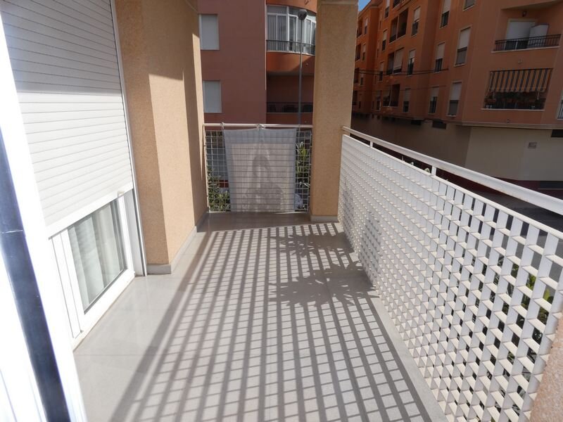 4-Bedroom Villa in Centro Urbano 2, Almoradi - Image 41