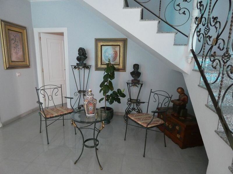4-Bedroom Villa in Centro Urbano 2, Almoradi - Image 7