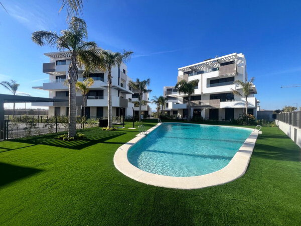 Apartamento de 2 Dormitorios en Dolores de Pacheco-Santa Rosalía, Los Alcázares