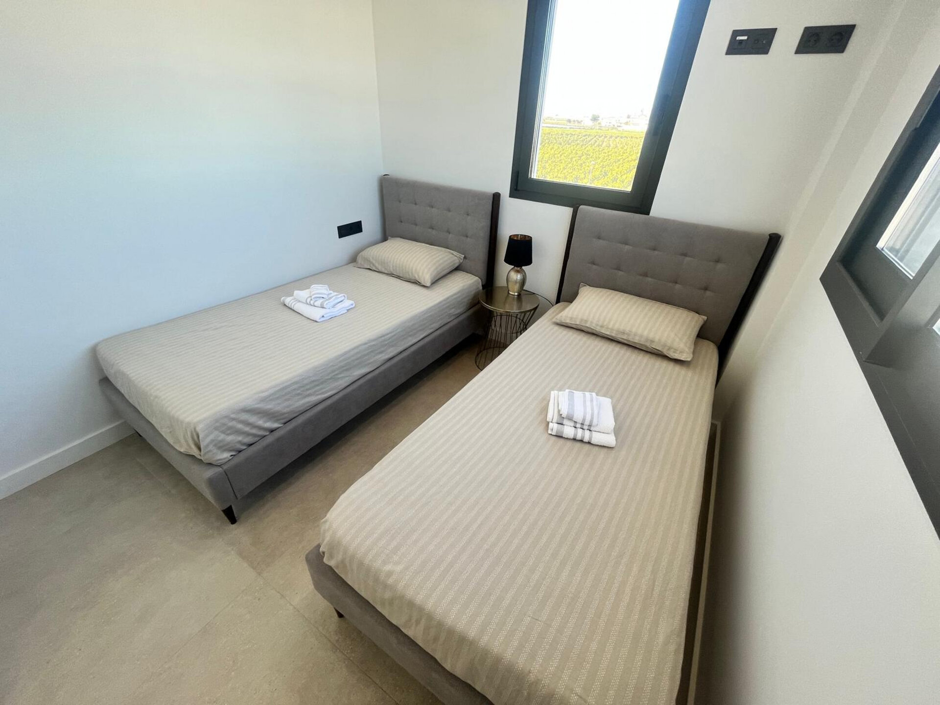 2-Bedroom Apartment in Dolores de Pacheco-Santa Rosalía, Los Alcázares - Image 13