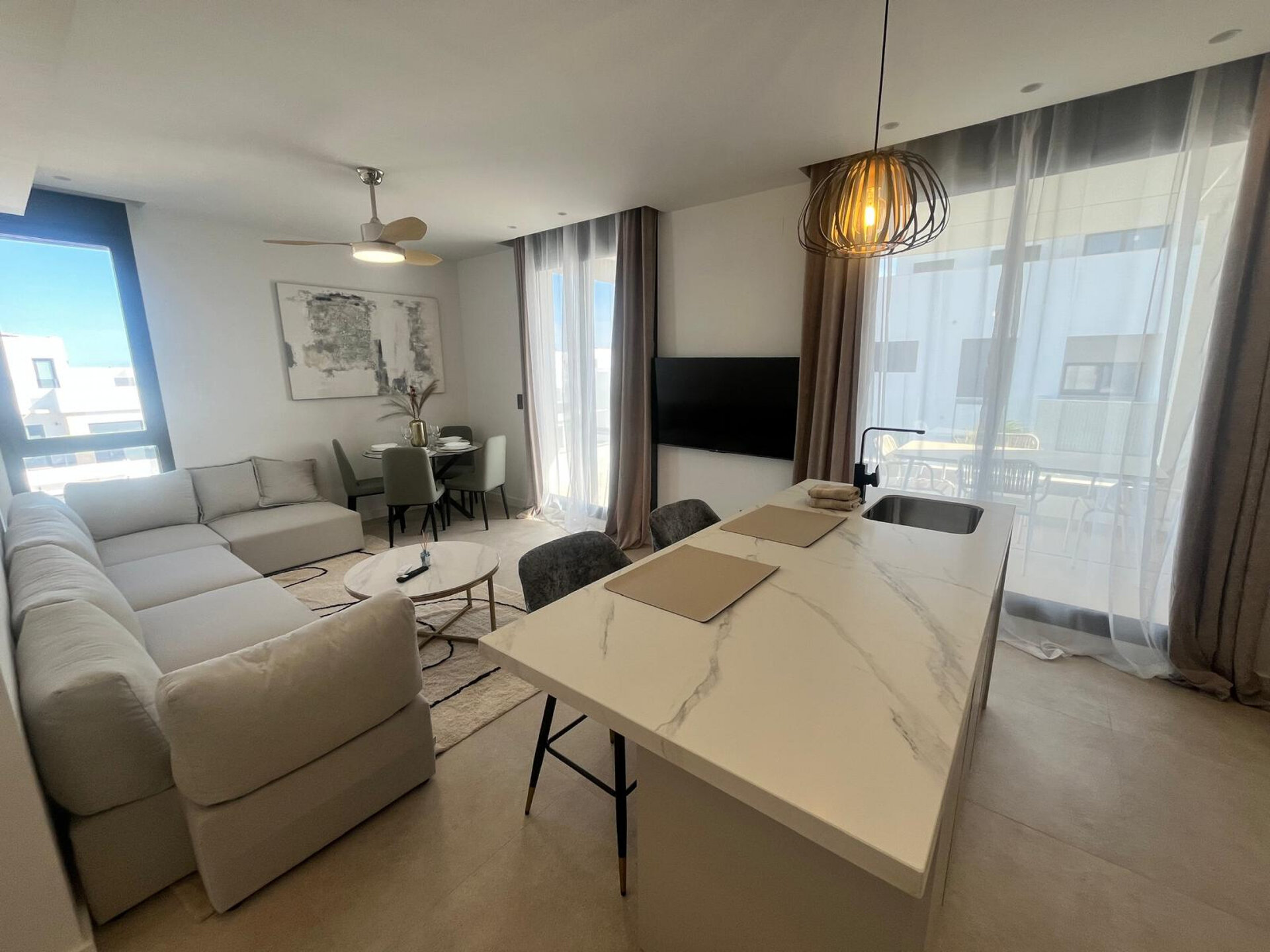 2-Bedroom Apartment in Dolores de Pacheco-Santa Rosalía, Los Alcázares - Image 2