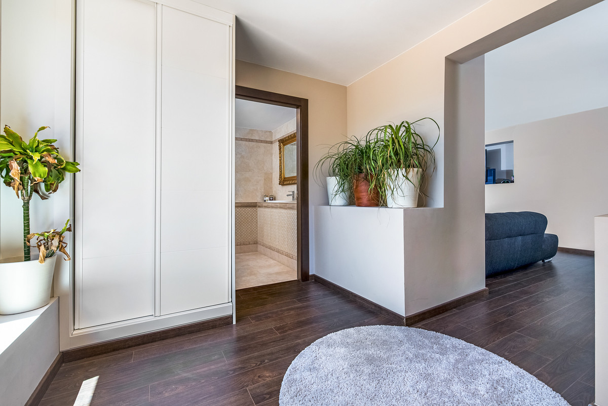 4-Bedroom Detached House in Ciudad Quesada, Rojales | Sun... - Image 19