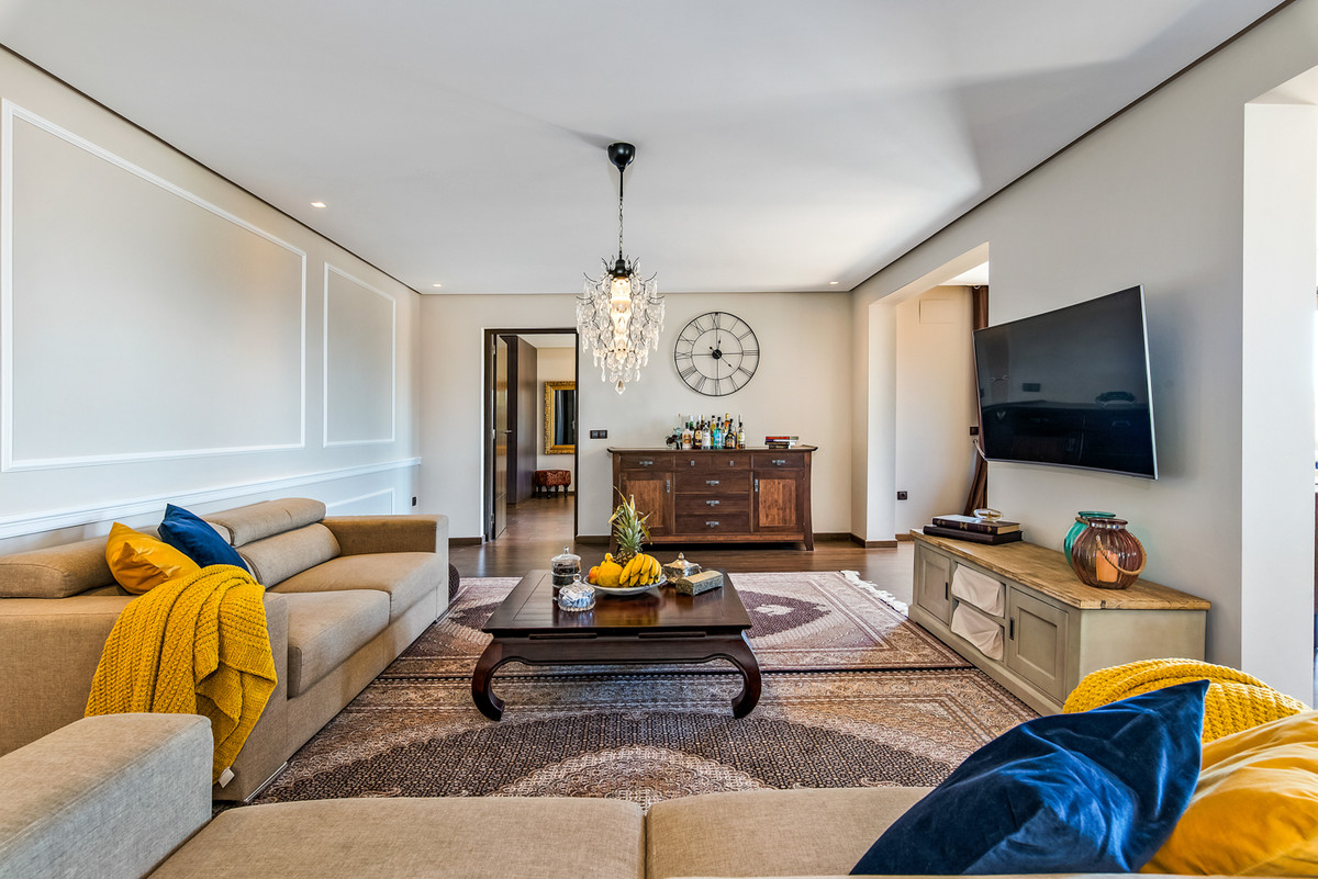 4-Bedroom Detached House in Ciudad Quesada, Rojales | Sun... - Image 2