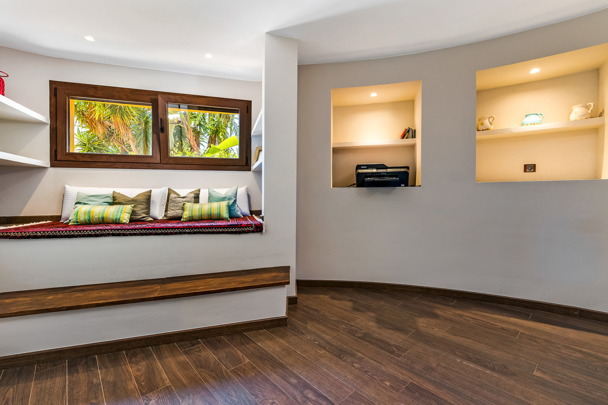 4-Bedroom Detached House in Ciudad Quesada, Rojales | Sun... - Image 24