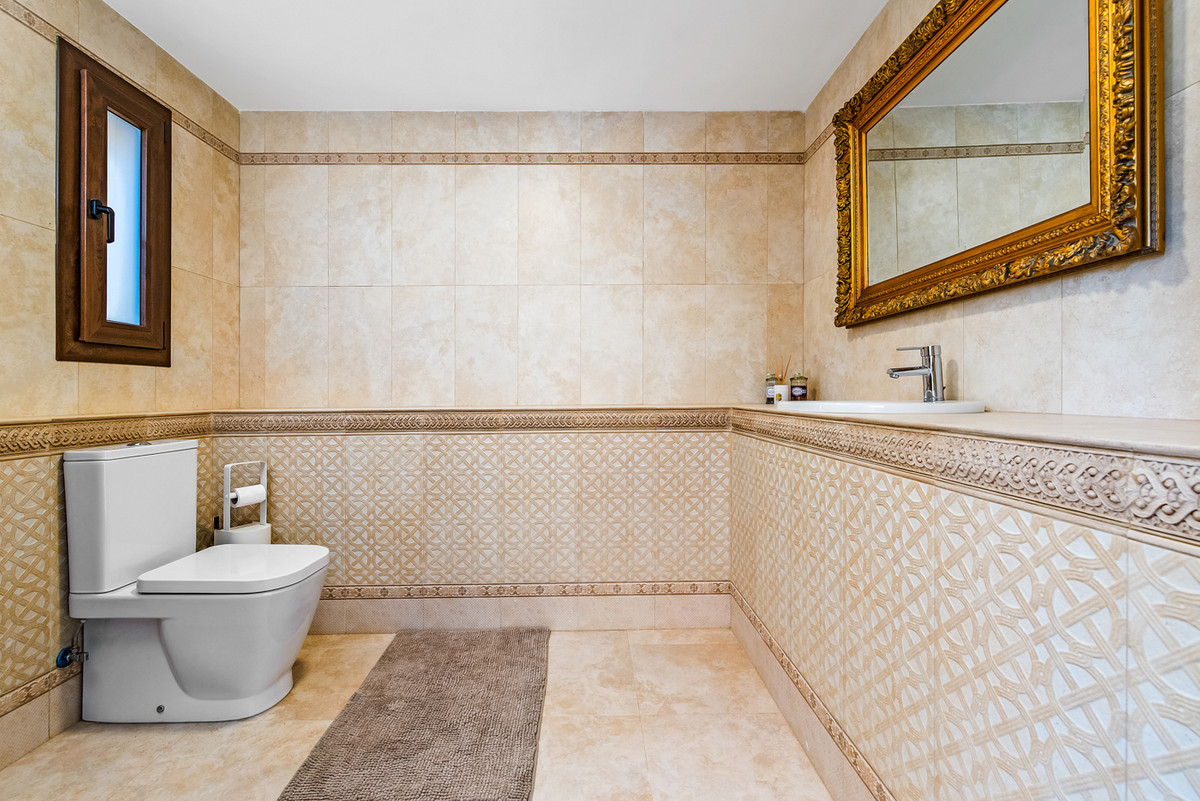 4-Bedroom Detached House in Ciudad Quesada, Rojales | Sun... - Image 25