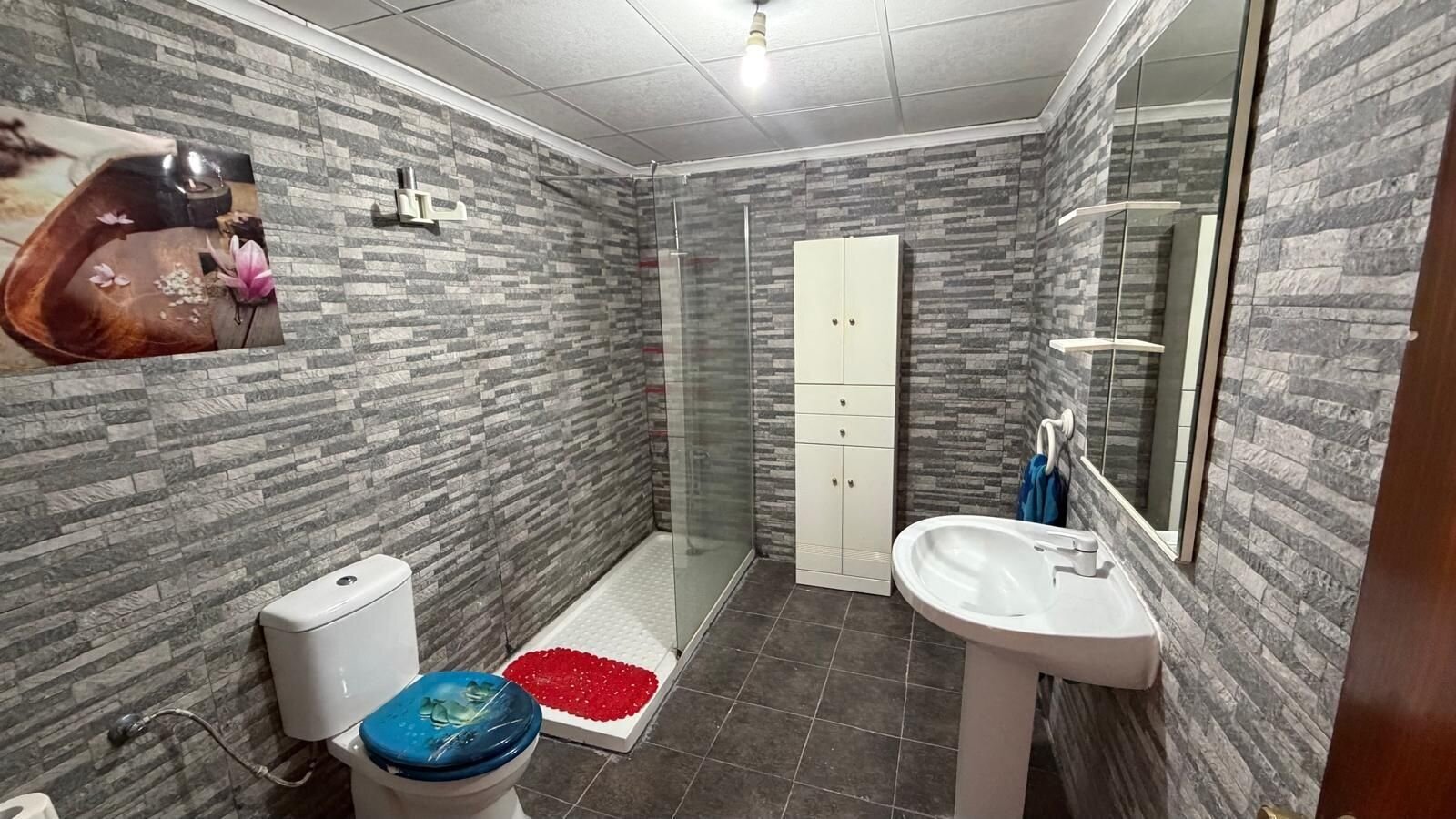 2-Bedroom Apartment in Acequion, Torrevieja - Image 24