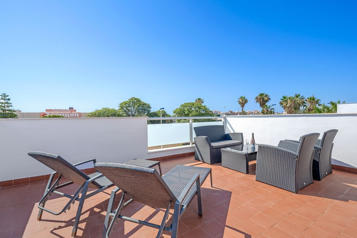 Penthouse met 2 Slaapkamers in Punta Prima, Orihuela Cost... - Image 21