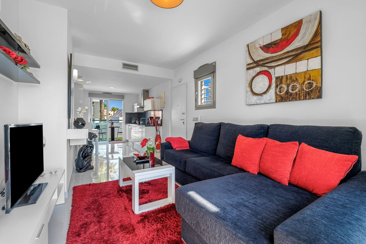 Penthouse met 2 Slaapkamers in Punta Prima, Orihuela Cost... - Image 5