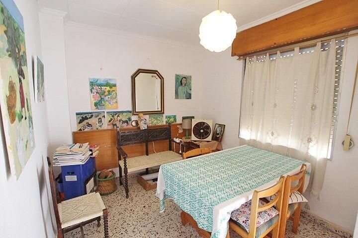 3-Bedroom House in Centro, Guardamar del Segura - Image 12