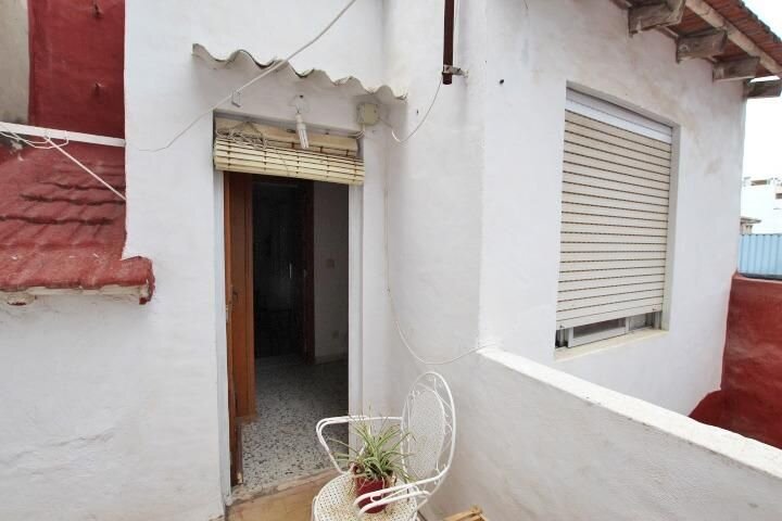 3-Bedroom House in Centro, Guardamar del Segura - Image 14