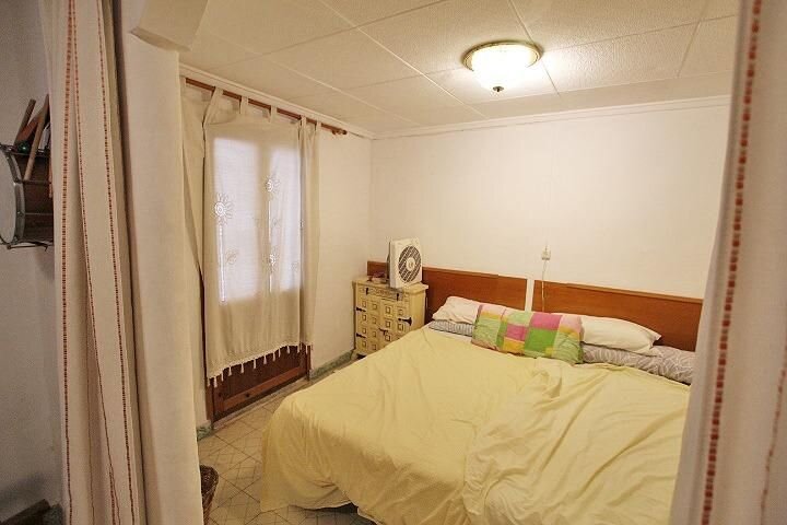 3-Bedroom House in Centro, Guardamar del Segura - Image 17