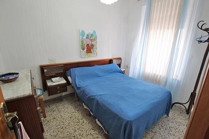 3-Bedroom House in Centro, Guardamar del Segura - Image 4
