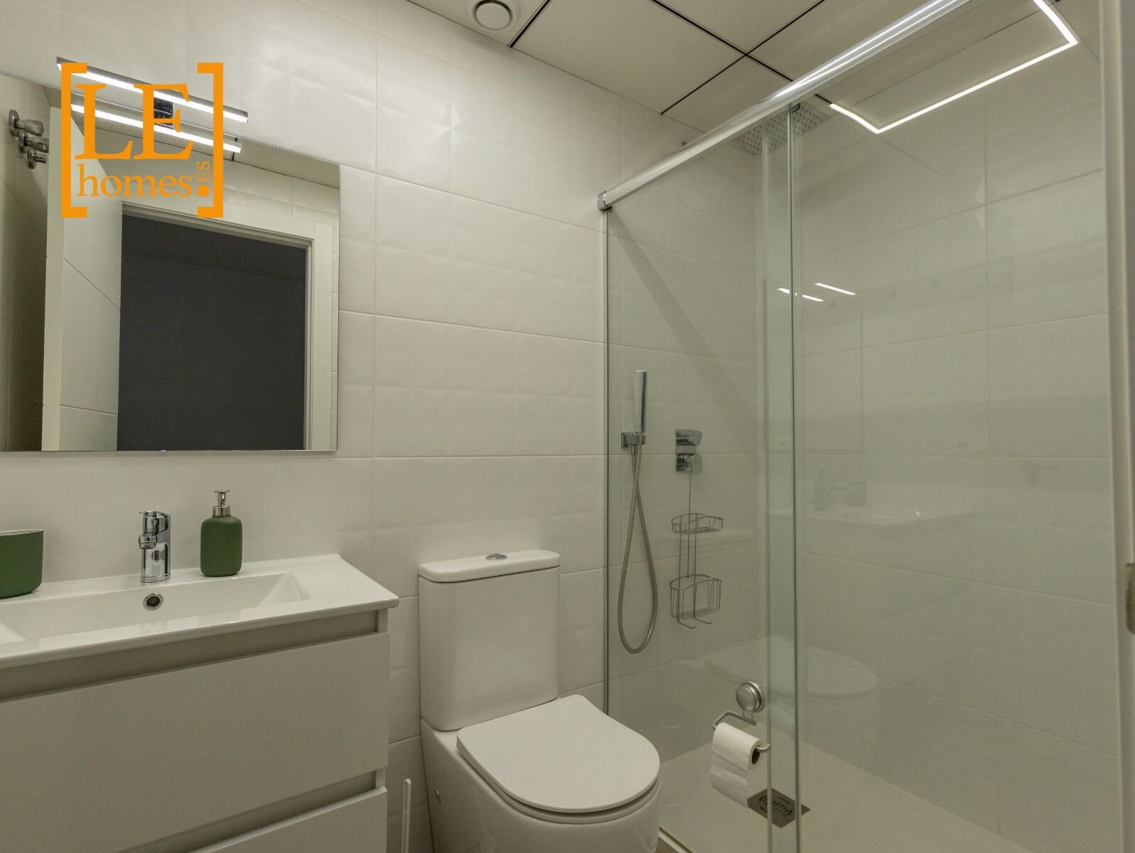 2-Bedroom Apartment in Estacion de Autobuses, Torrevieja - Image 13