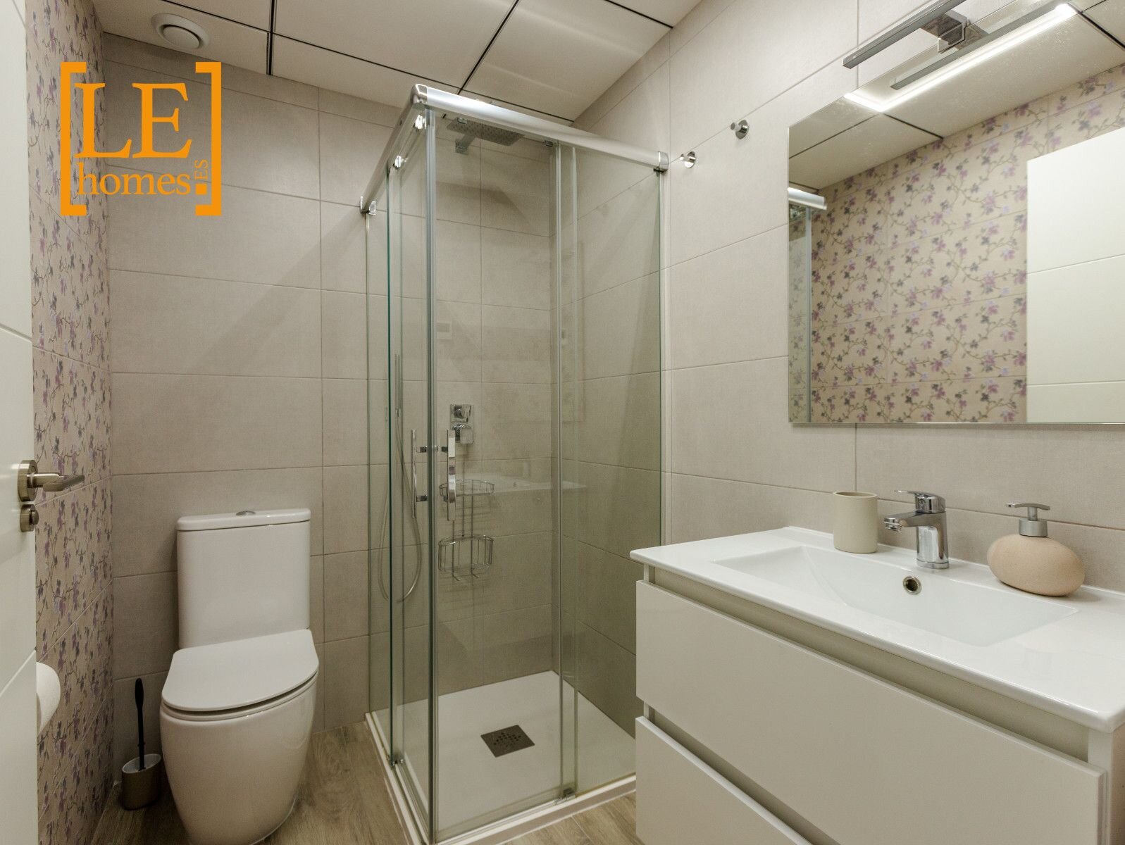 2-Bedroom Apartment in Estacion de Autobuses, Torrevieja - Image 17