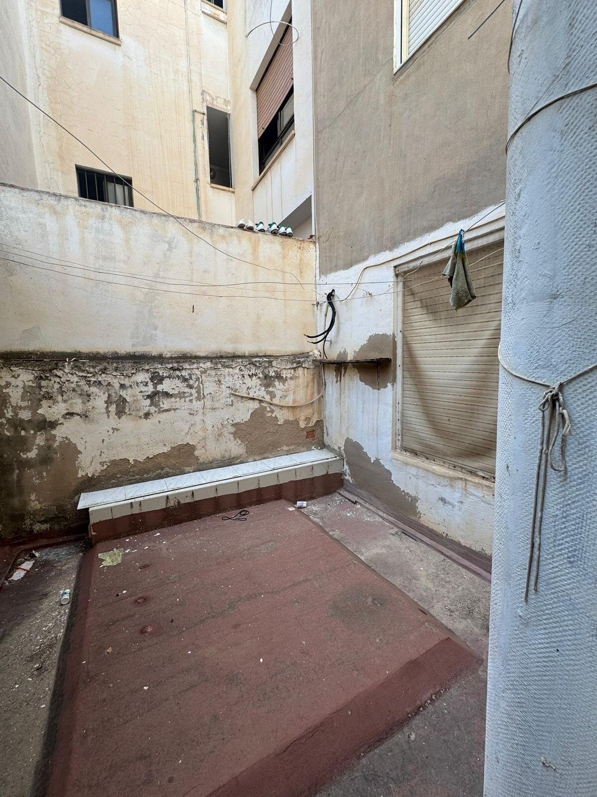 5-Bedroom Apartment in Guardamar del Segura - Image 12