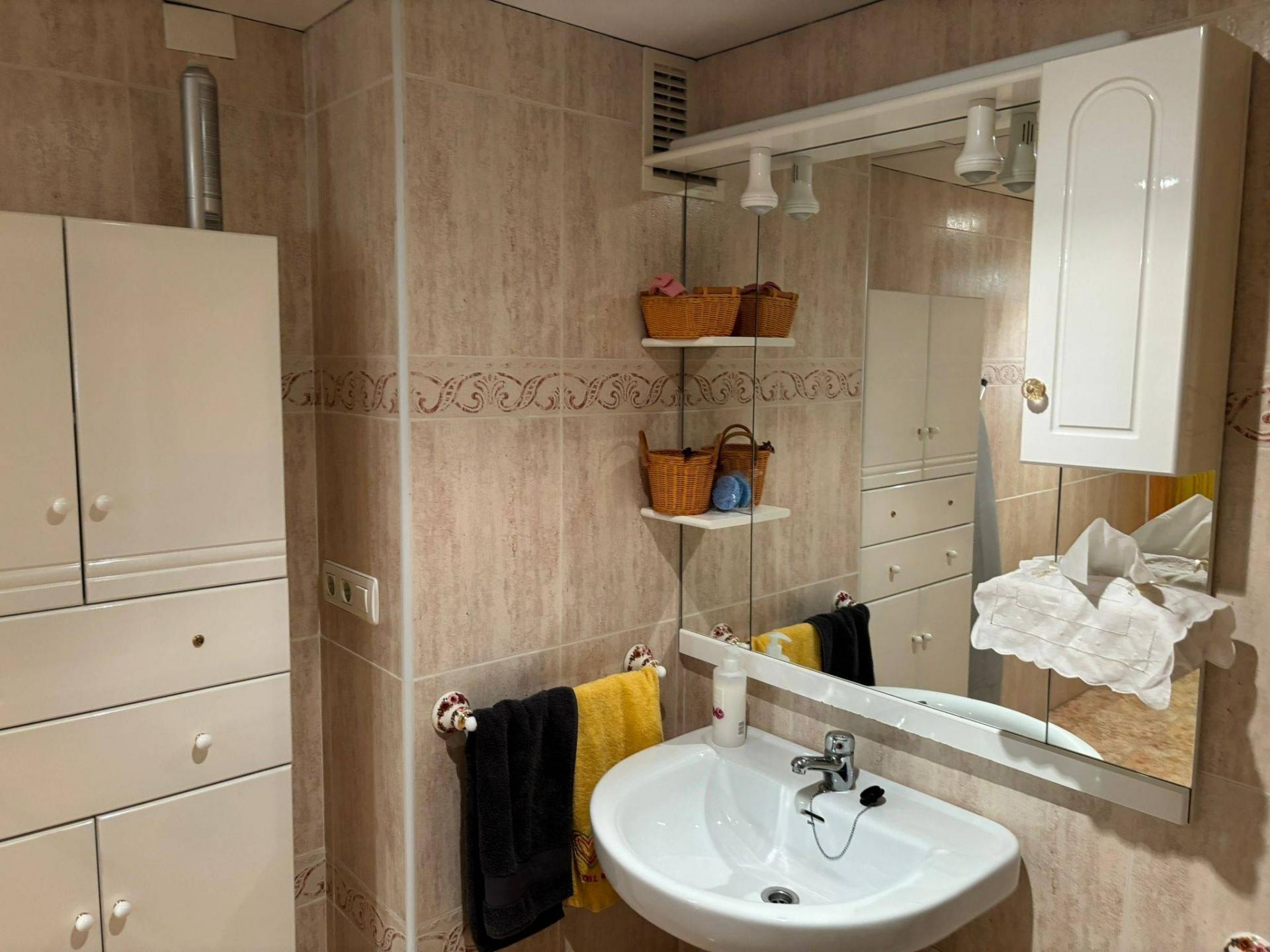 3-Bedroom Apartment in Lo Pagan - Image 17