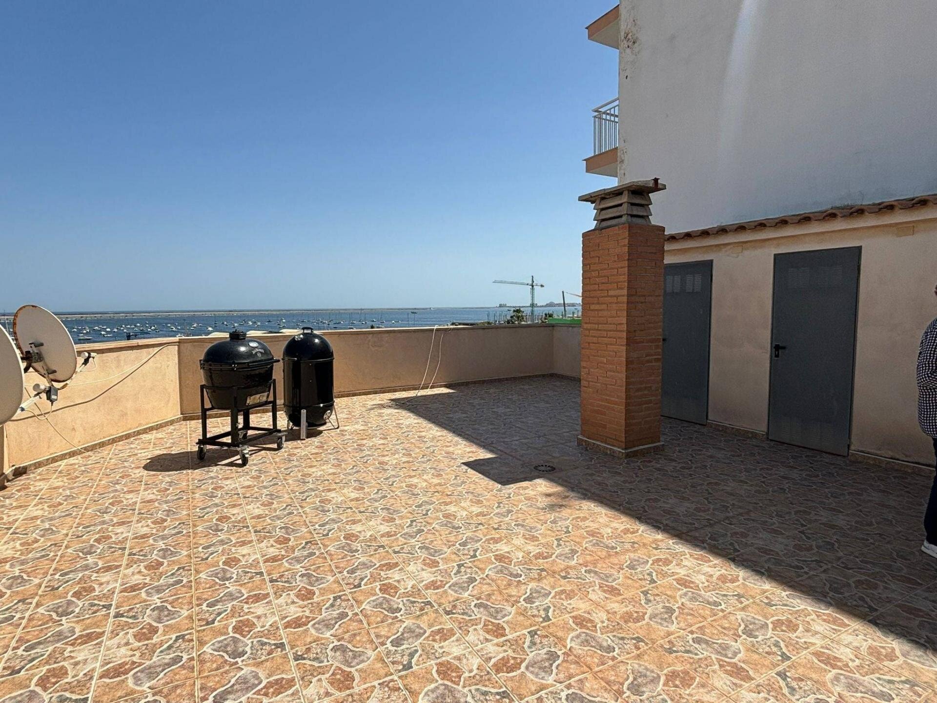 3-Bedroom Apartment in La Puntica, Lo Pagan - Image 28