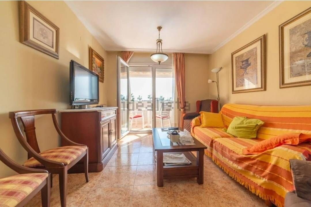 3-Bedroom Apartment in La Puntica, Lo Pagan - Image 3