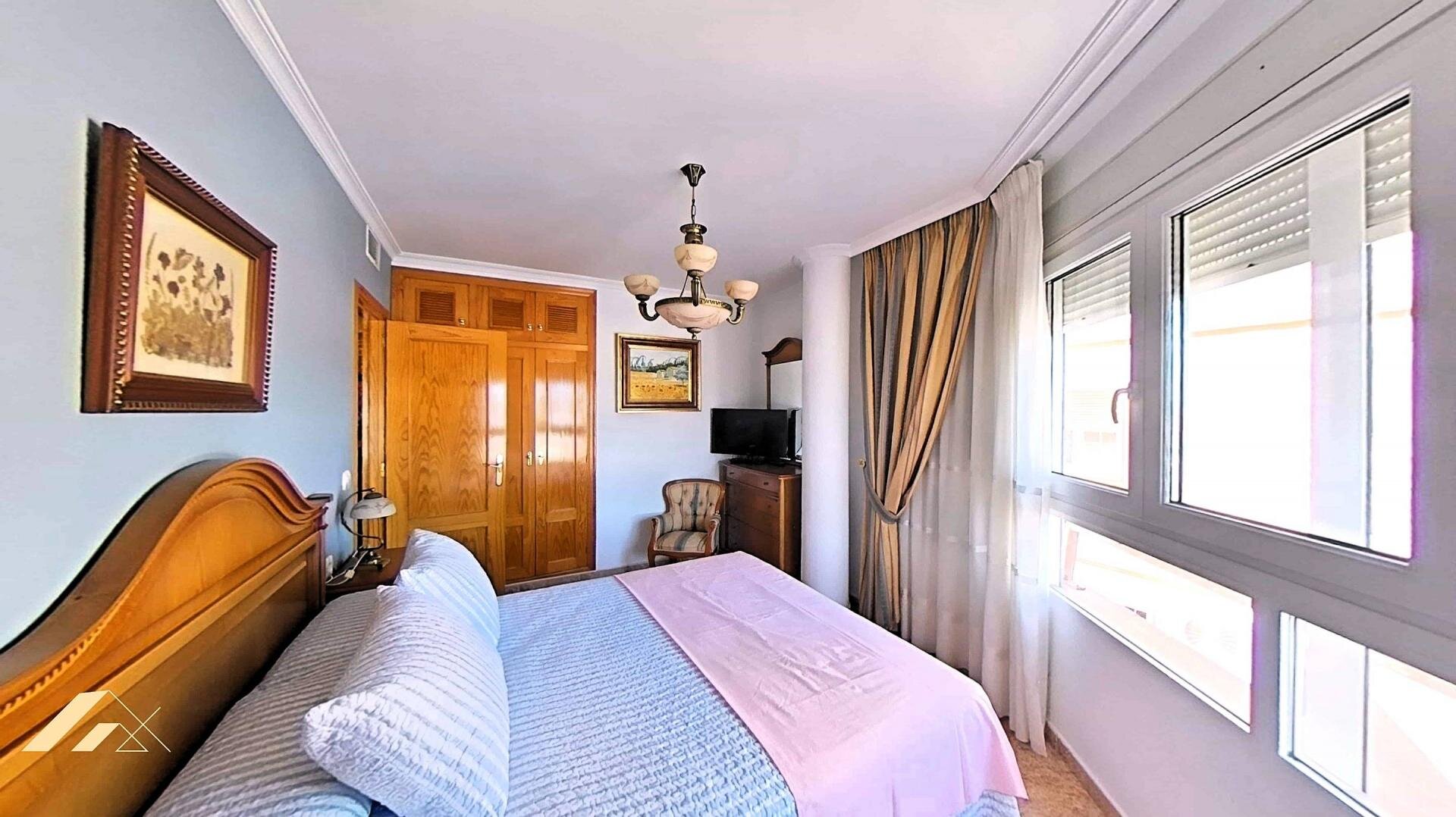 3-Bedroom Apartment in La Puntica, Lo Pagan - Image 45
