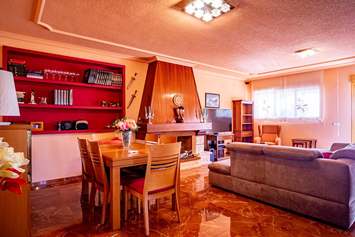 5-Bedroom Detached House in  Benidorm | Sunny Casas - Cos... - Image 23