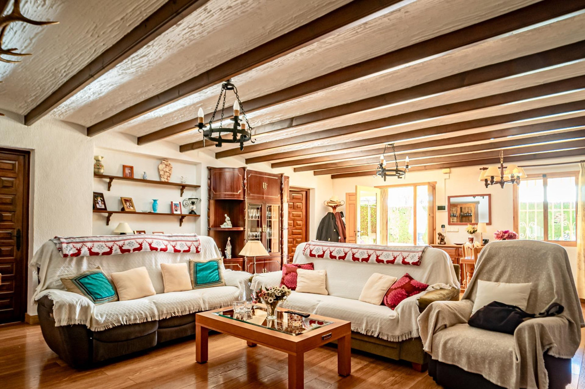 5-Bedroom Detached House in  Benidorm | Sunny Casas - Cos... - Image 6