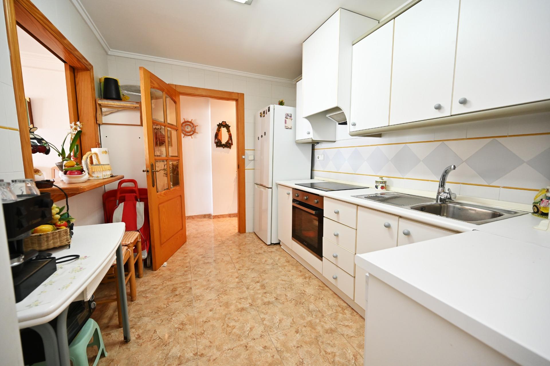 3-Bedroom Apartment in Torrevieja - Image 14