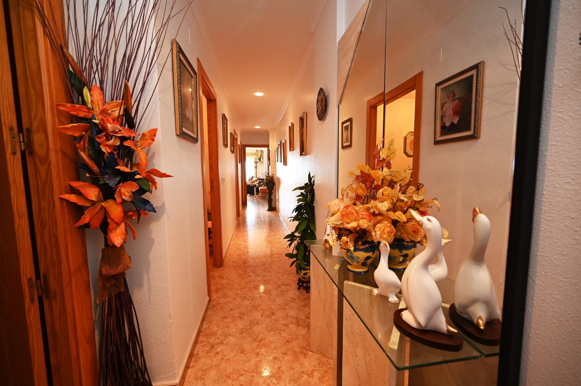 3-Bedroom Apartment in Torrevieja - Image 5