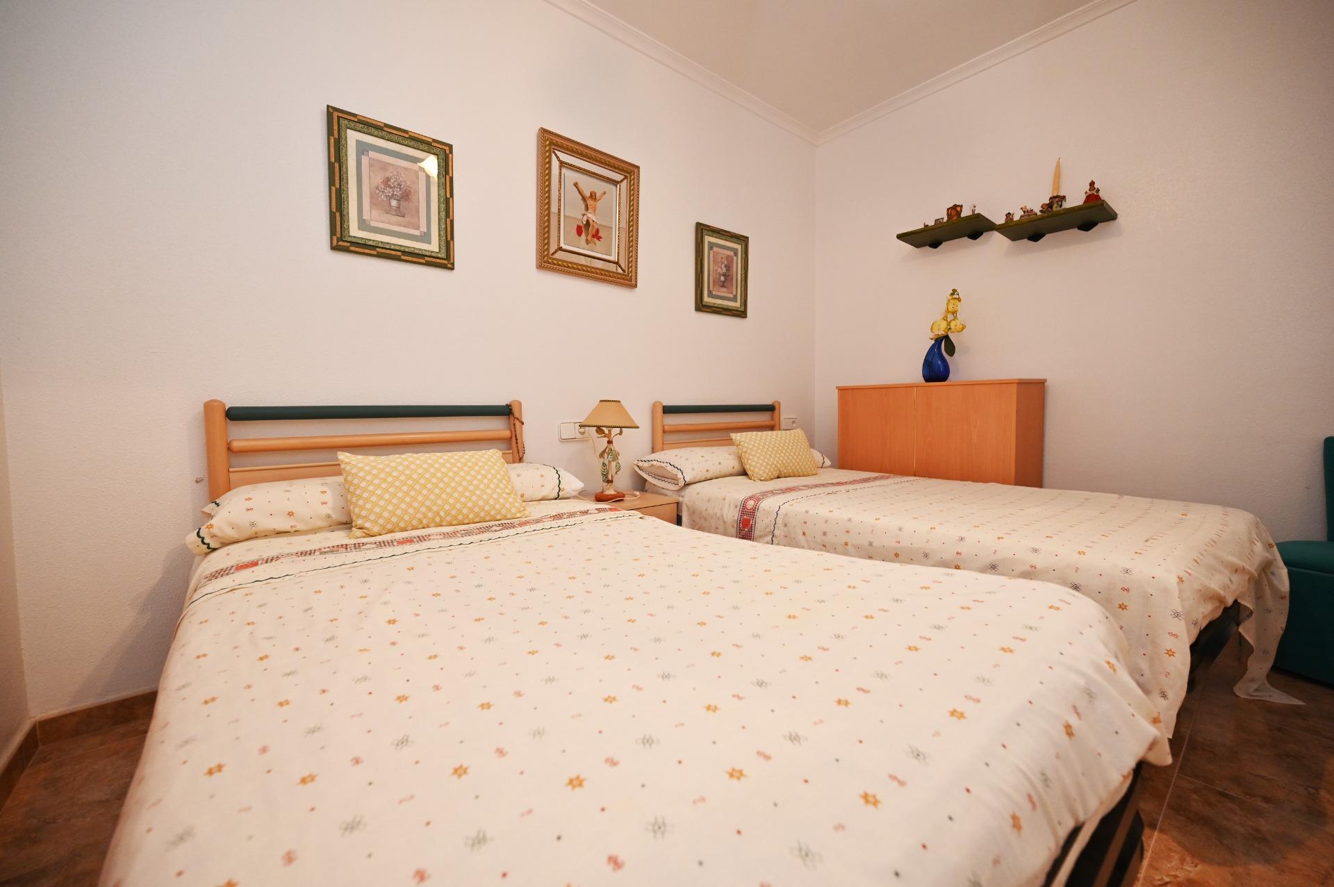 3-Bedroom Apartment in Torrevieja - Image 6